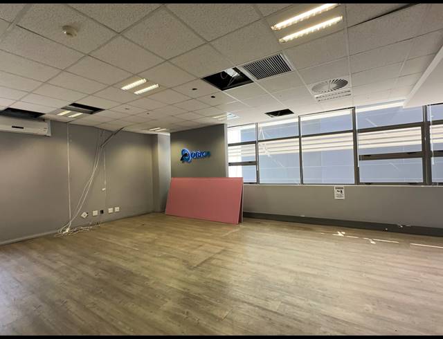 698M² OFFICE TO LET IN ROSEBANK